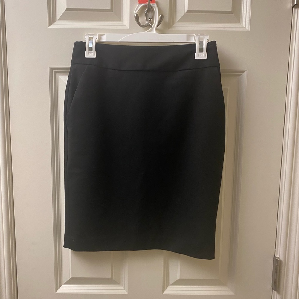 NWOT Express Pencil Skirt with Pockets